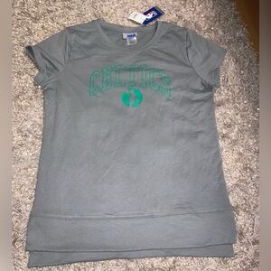 NBA Boston Celtics Gray Crewneck Tee size M Unisex NWT